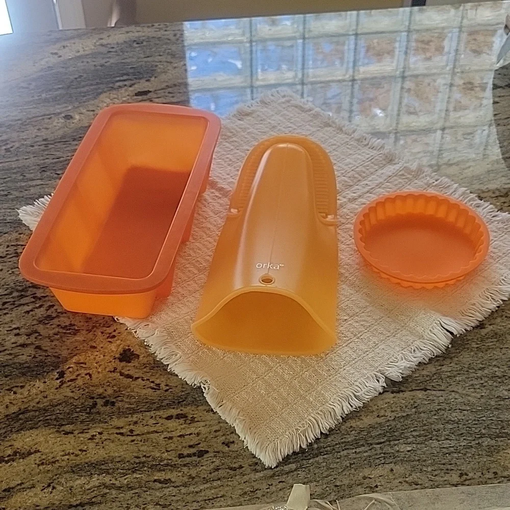 Le creuset and Mastrad  Orka set of 3 items